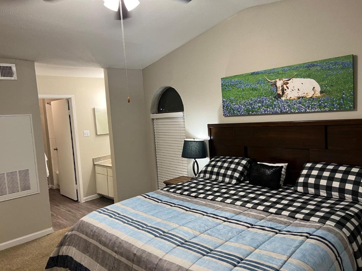 Beautiful 1-Bedroom Townhome With Nice Amenities 休斯敦 外观 照片