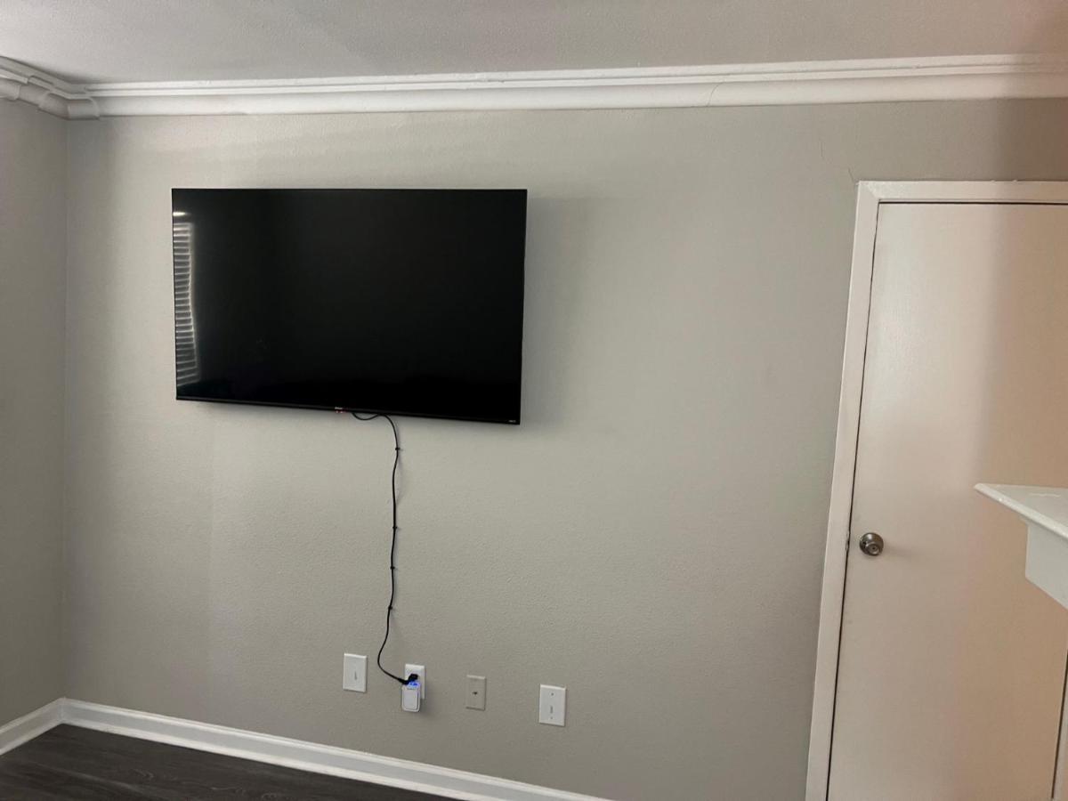 Beautiful 1-Bedroom Townhome With Nice Amenities 休斯敦 外观 照片