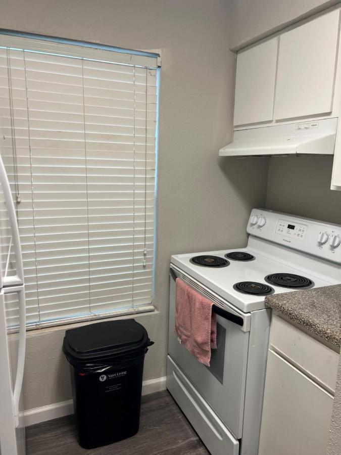 Beautiful 1-Bedroom Townhome With Nice Amenities 休斯敦 外观 照片