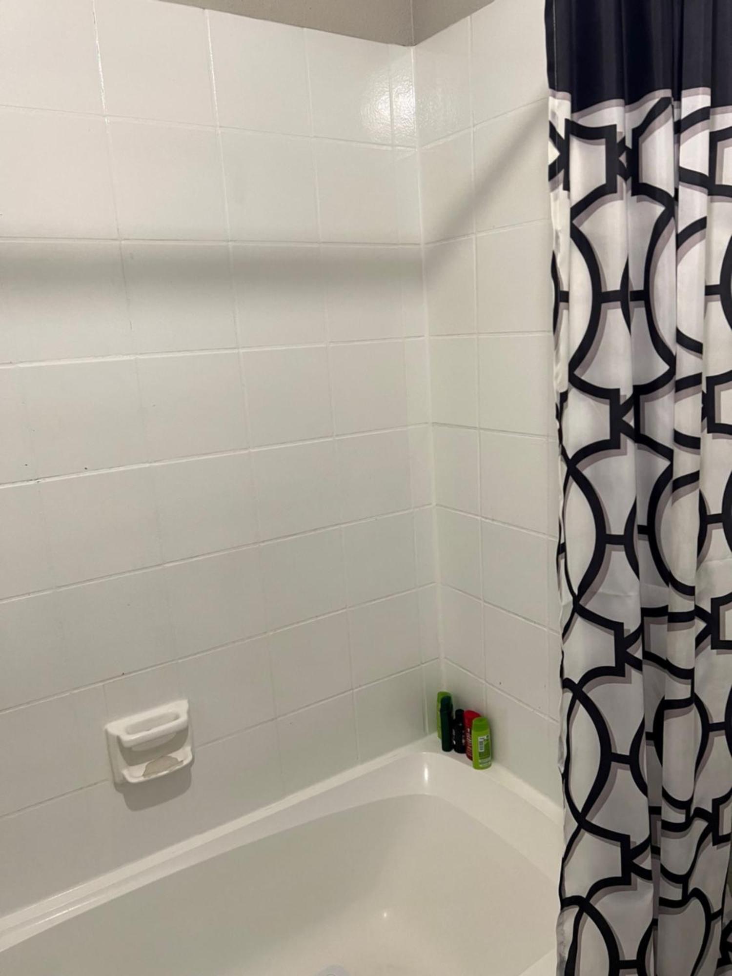 Beautiful 1-Bedroom Townhome With Nice Amenities 休斯敦 外观 照片